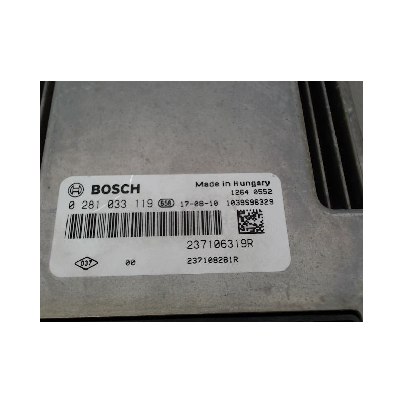 CALCULATEUR MOTEUR RENAULT CLIO