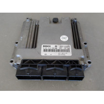 CALCULATEUR MOTEUR RENAULT CLIO