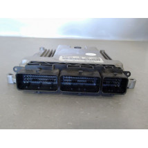 CALCULATEUR MOTEUR RENAULT CLIO