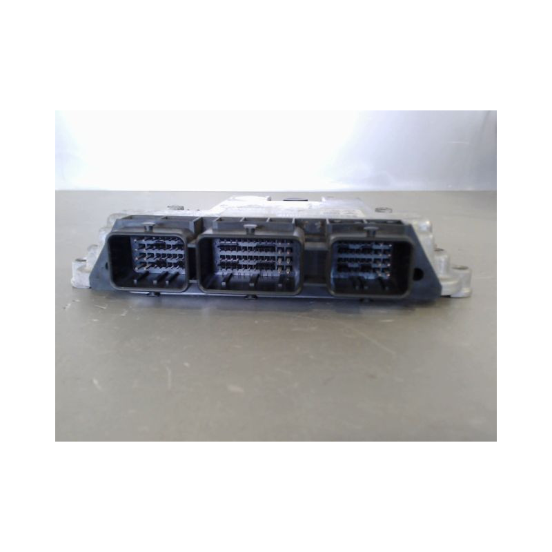 CALCULATEUR MOTEUR CITROEN XSARA