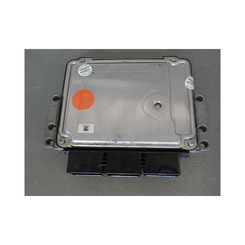 CALCULATEUR MOTEUR PEUGEOT 208