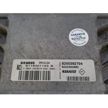 CALCULATEUR MOTEUR RENAULT CLIO