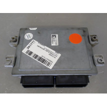 CALCULATEUR MOTEUR RENAULT CLIO