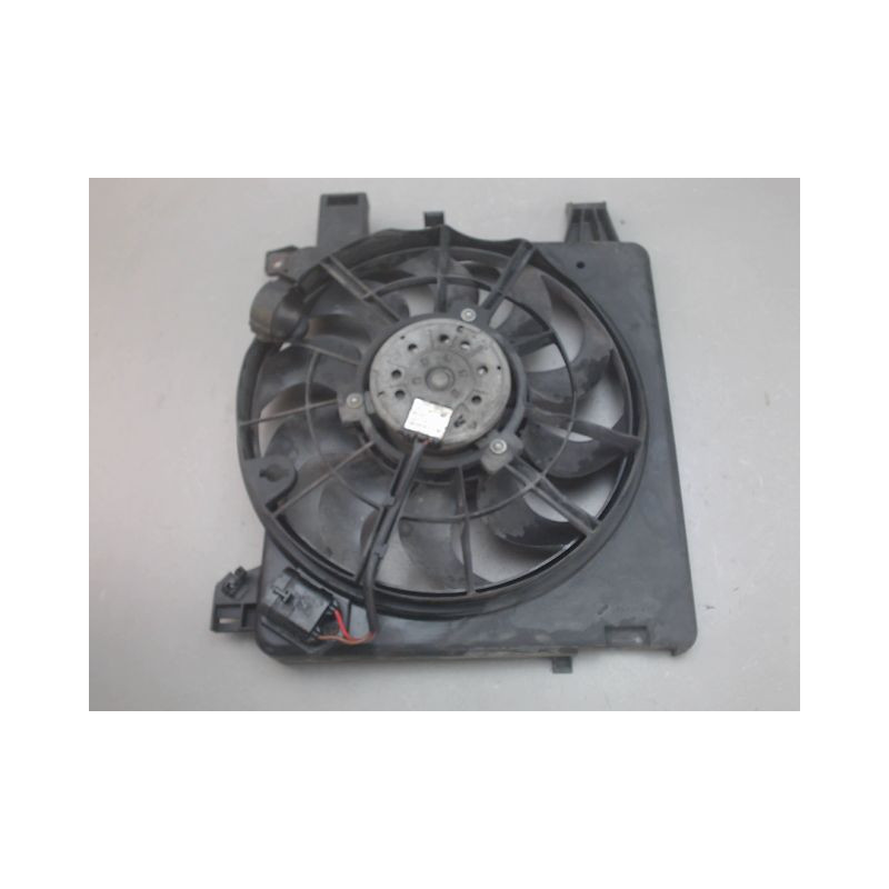 MOTEUR VENTILATEUR RADIATEUR OPEL ZAFIRA