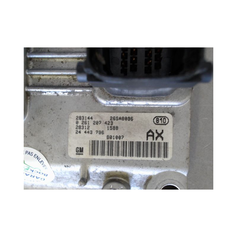 CALCULATEUR MOTEUR OPEL CORSA