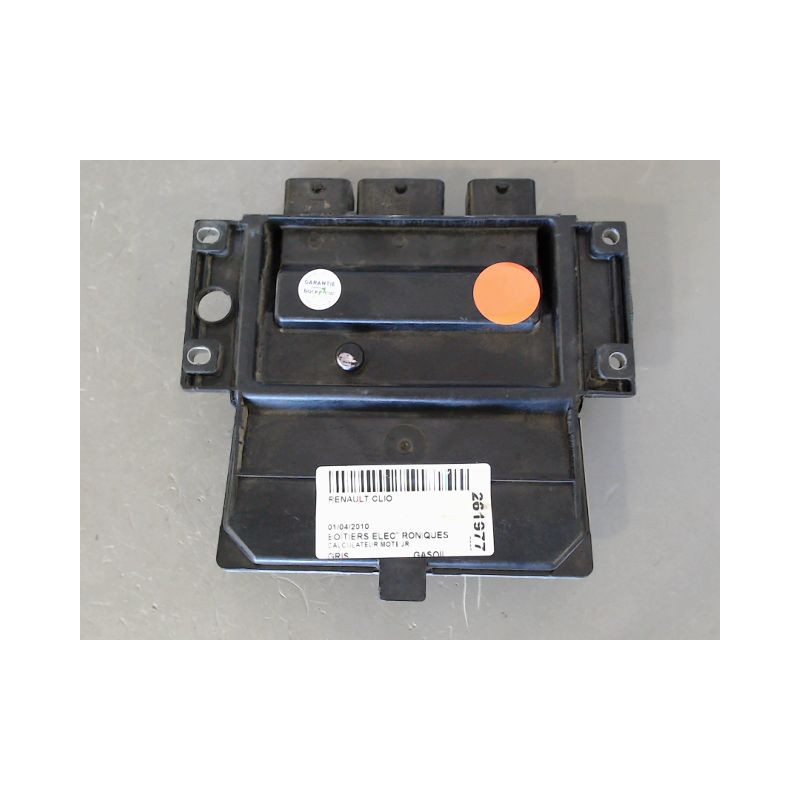 CALCULATEUR MOTEUR RENAULT CLIO