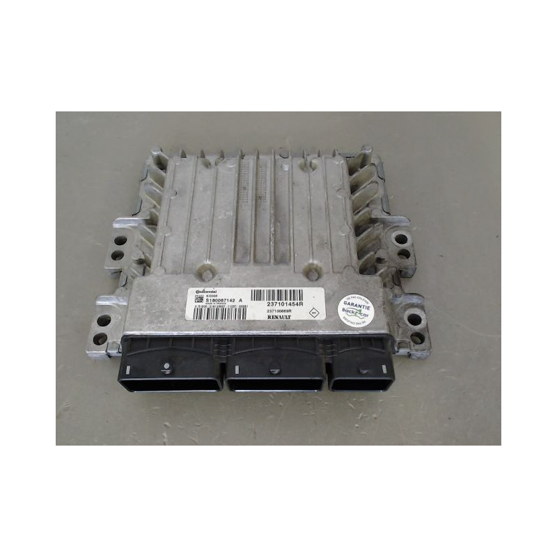 CALCULATEUR MOTEUR RENAULT MEGANE
