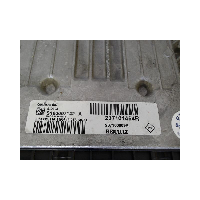 CALCULATEUR MOTEUR RENAULT MEGANE