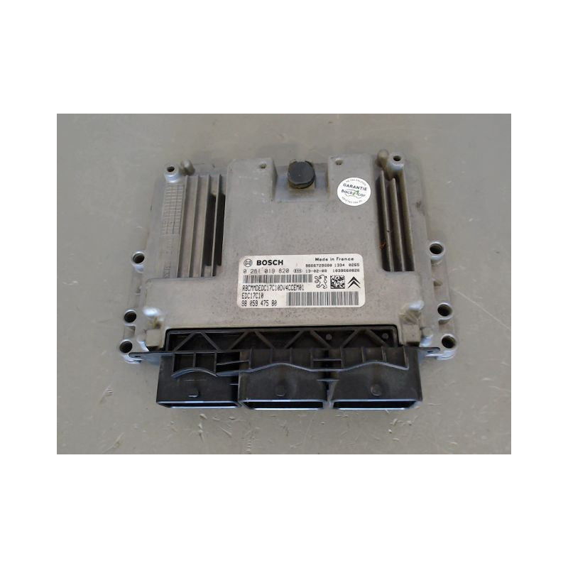 CALCULATEUR MOTEUR PEUGEOT 208