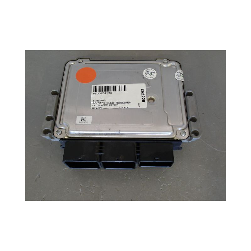 CALCULATEUR MOTEUR PEUGEOT 208