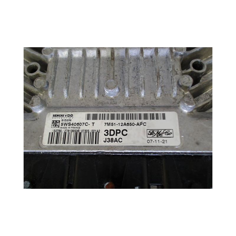 CALCULATEUR MOTEUR FORD FOCUS