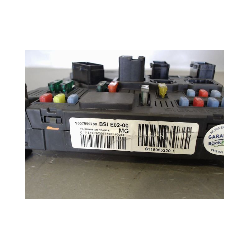 BOITIER GESTION HABITACLE PEUGEOT 206