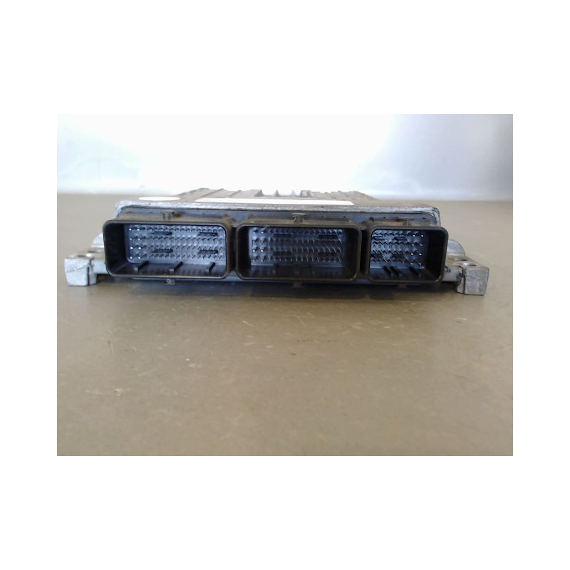 CALCULATEUR MOTEUR NISSAN QASHQAI