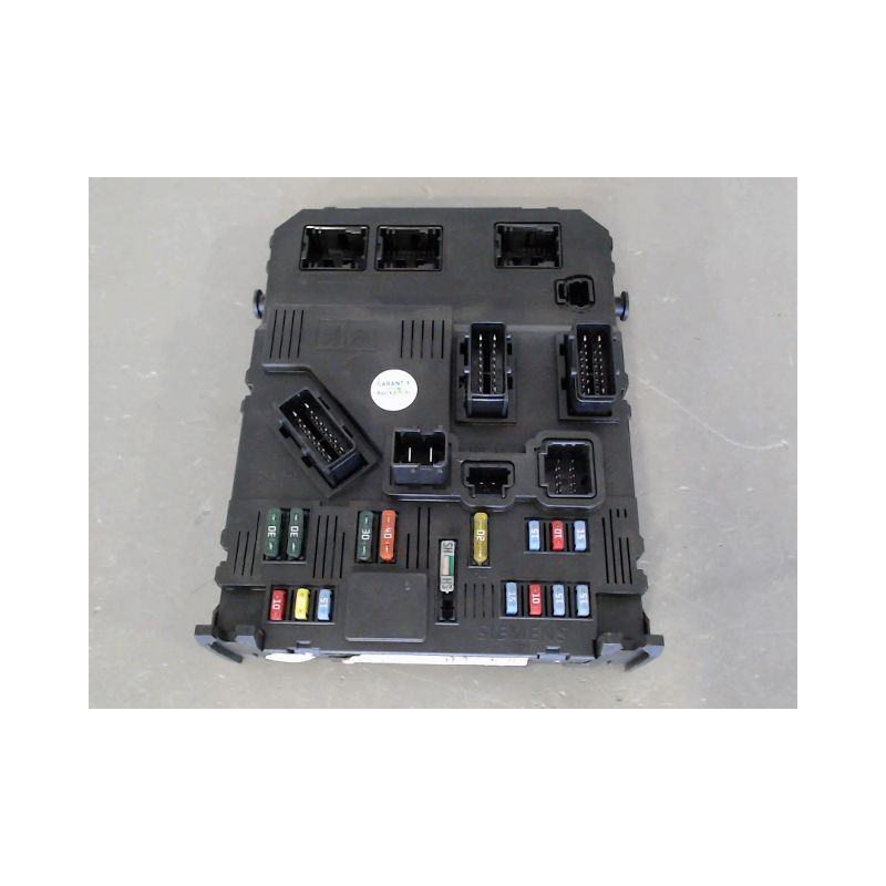 BOITIER GESTION HABITACLE PEUGEOT 206