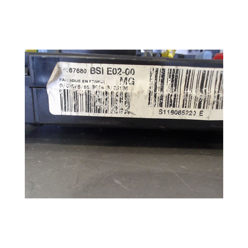 BOITIER GESTION HABITACLE PEUGEOT 206