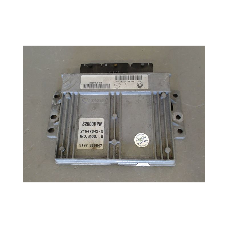 CALCULATEUR MOTEUR RENAULT LAGUNA