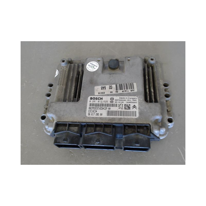 CALCULATEUR MOTEUR PEUGEOT 206
