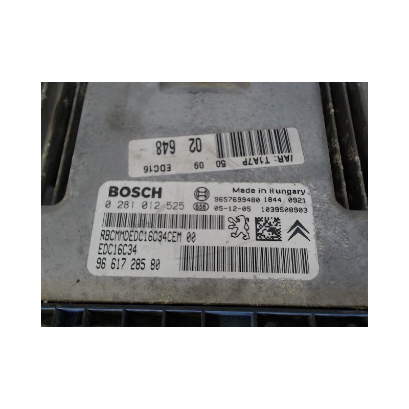 CALCULATEUR MOTEUR PEUGEOT 206