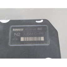 BOITE A FUSIBLES RENAULT MEGANE