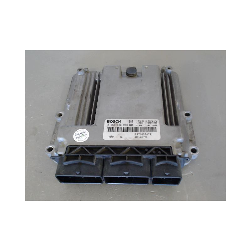 CALCULATEUR MOTEUR RENAULT CLIO