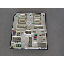 BOITE A FUSIBLES RENAULT MEGANE