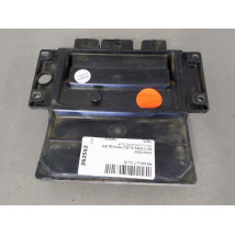 CALCULATEUR MOTEUR RENAULT CLIO