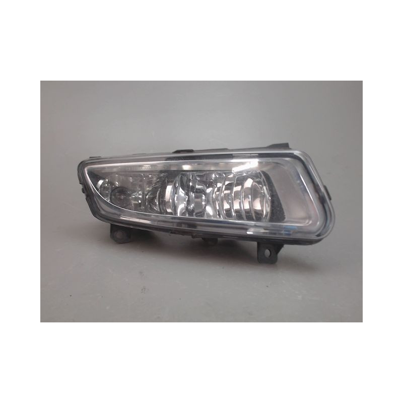 PHARE ANTIBROUILLARD AVANT DROIT VOLKSWAGEN POLO