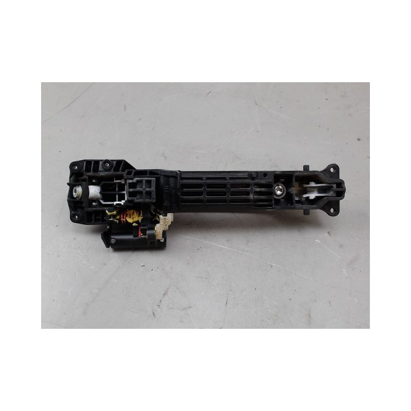 POIGNEE EXTERIEURE PORTE AVANT DROIT SUZUKI SWIFT