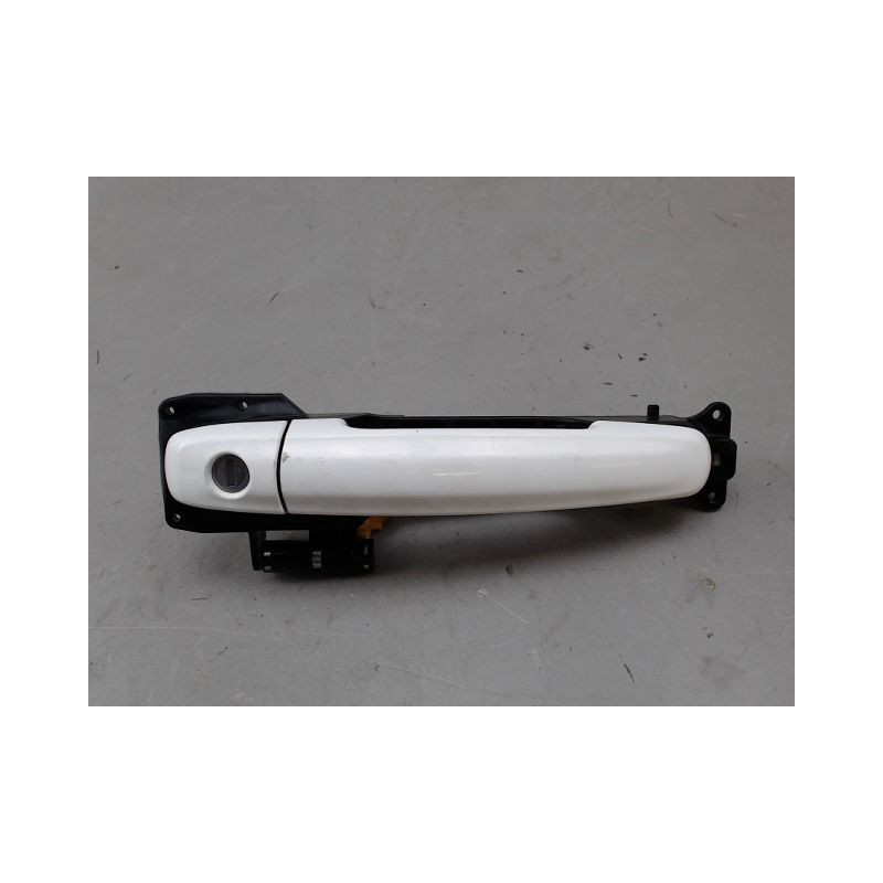 POIGNEE EXTERIEURE PORTE AVANT GAUCHE SUZUKI SWIFT