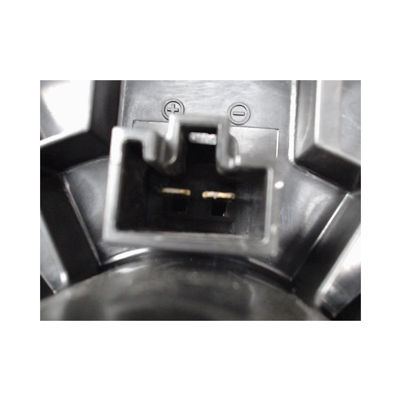 MOTEUR VENTILATEUR CHAUFFAGE SUZUKI SWIFT