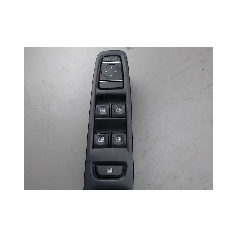 COMMANDE LEVE-GLACE PORTE AVG RENAULT CAPTUR