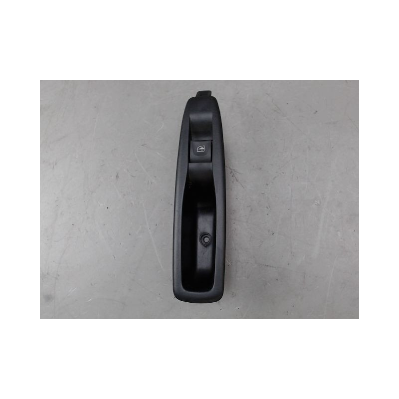 COMMANDE LEVE-GLACE PORTE ARD RENAULT CAPTUR