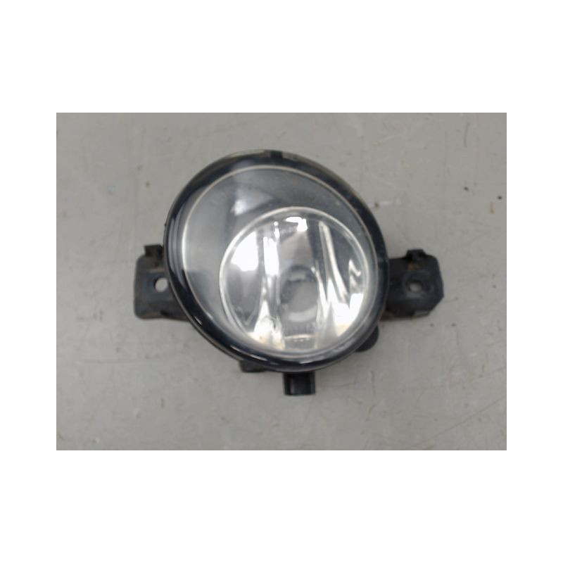 PHARE ANTIBROUILLARD AVANT GAUCHE NISSAN QASHQAI