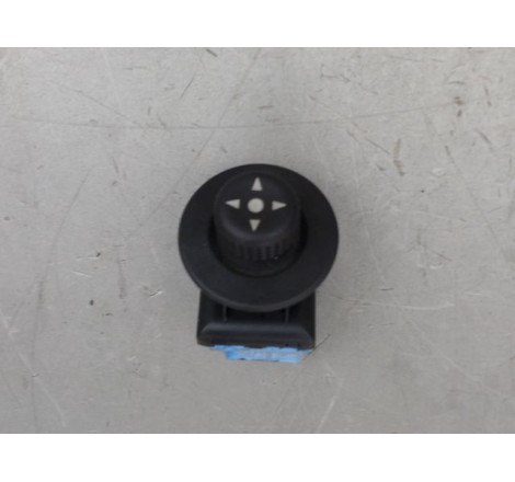 COMMANDE RETROVISSEUR EXT ELECTRIQUE