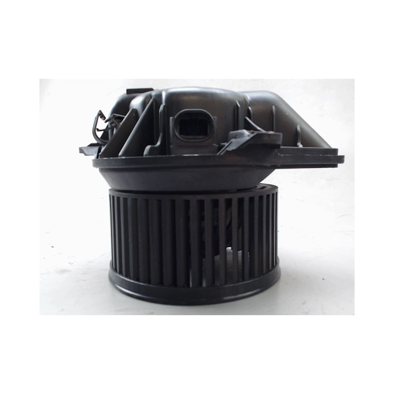 MOTEUR VENTILATEUR CHAUFFAGE PEUGEOT 406