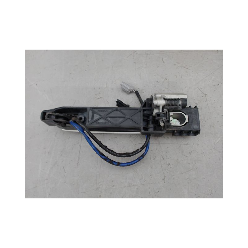 POIGNEE EXTERIEURE PORTE AVANT DROIT NISSAN QASHQAI