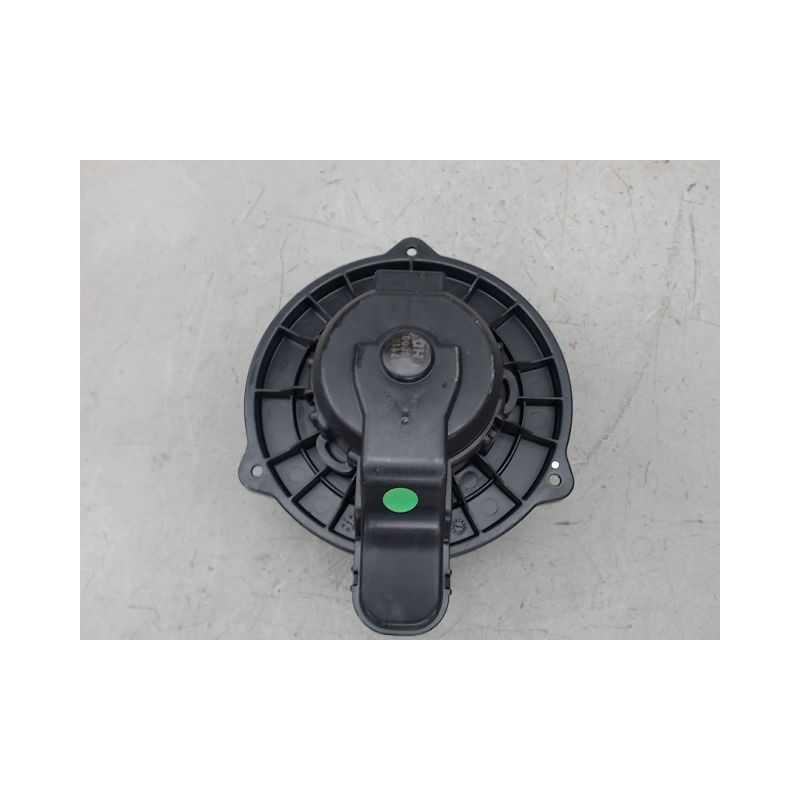 MOTEUR VENTILATEUR CHAUFFAGE KIA RIO