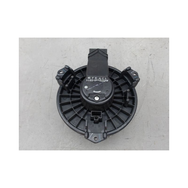 MOTEUR VENTILATEUR CHAUFFAGE SUZUKI SWIFT