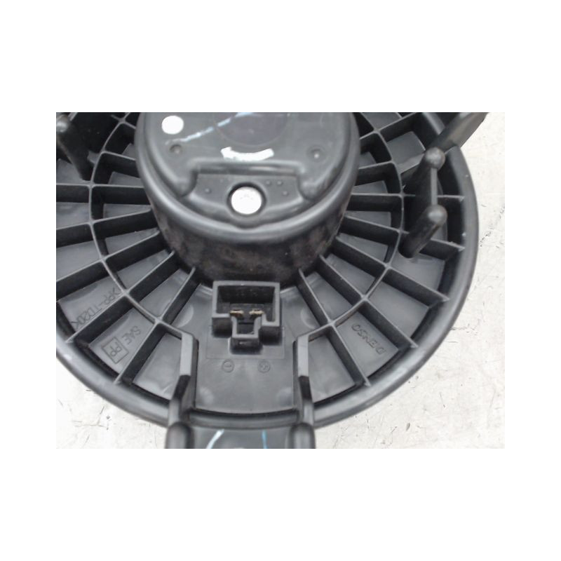 MOTEUR VENTILATEUR CHAUFFAGE SUZUKI SWIFT