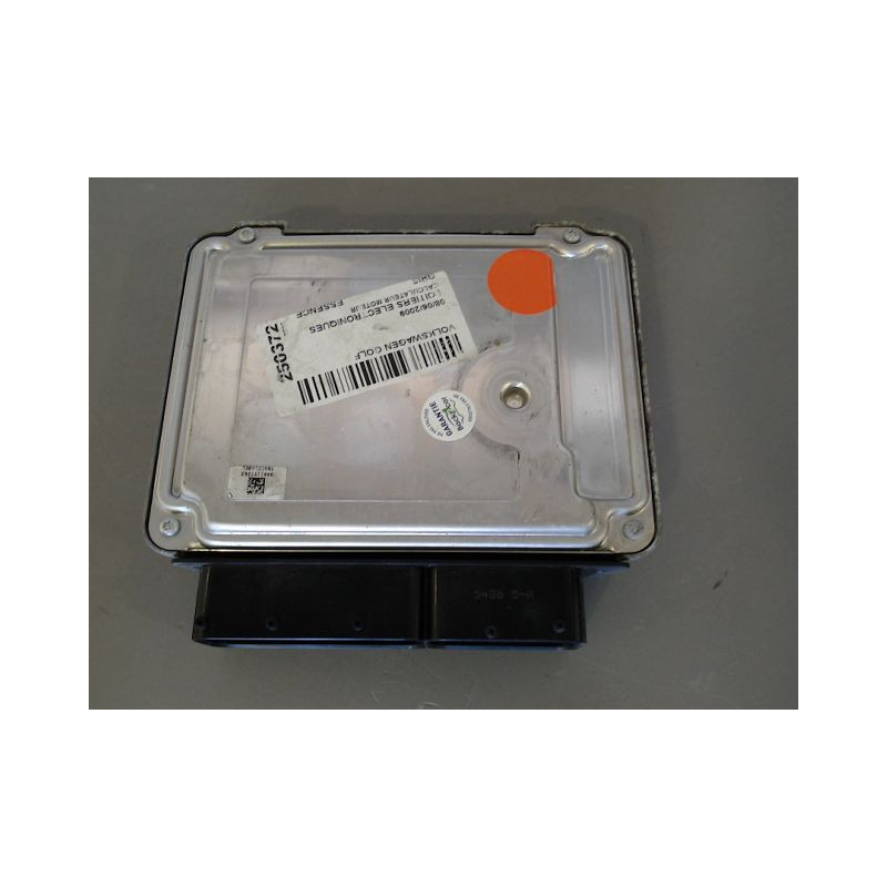 CALCULATEUR MOTEUR VOLKSWAGEN GOLF