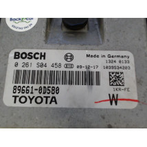 CALCULATEUR MOTEUR TOYOTA YARIS