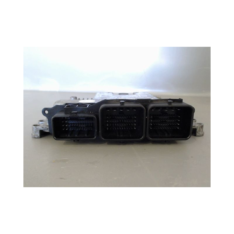 CALCULATEUR MOTEUR PEUGEOT 308