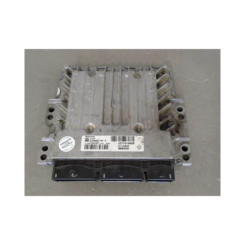 CALCULATEUR MOTEUR RENAULT MEGANE