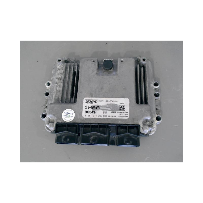 CALCULATEUR MOTEUR FORD FOCUS