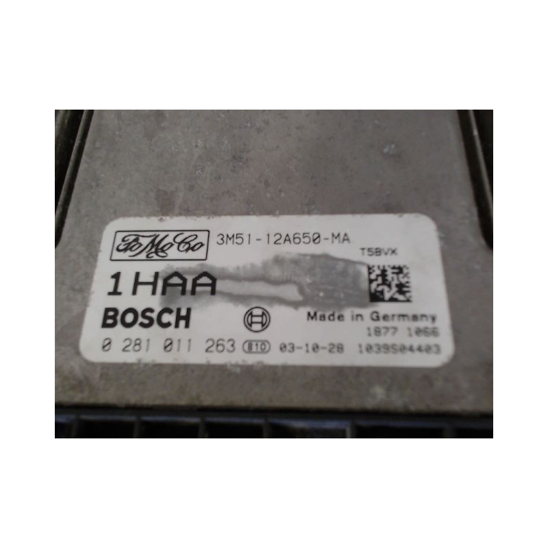 CALCULATEUR MOTEUR FORD FOCUS