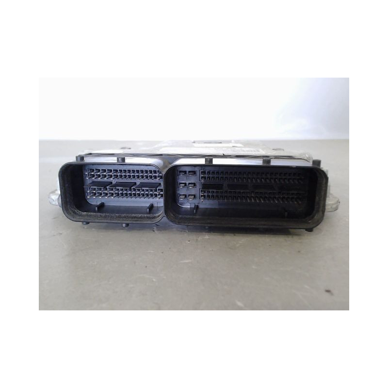 CALCULATEUR MOTEUR VOLKSWAGEN GOLF