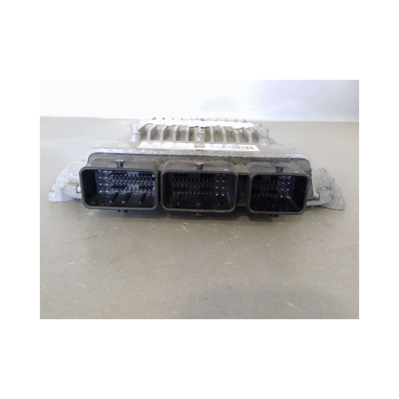 CALCULATEUR MOTEUR CITROEN C4