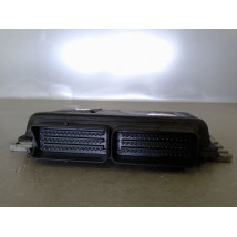 CALCULATEUR MOTEUR RENAULT MEGANE