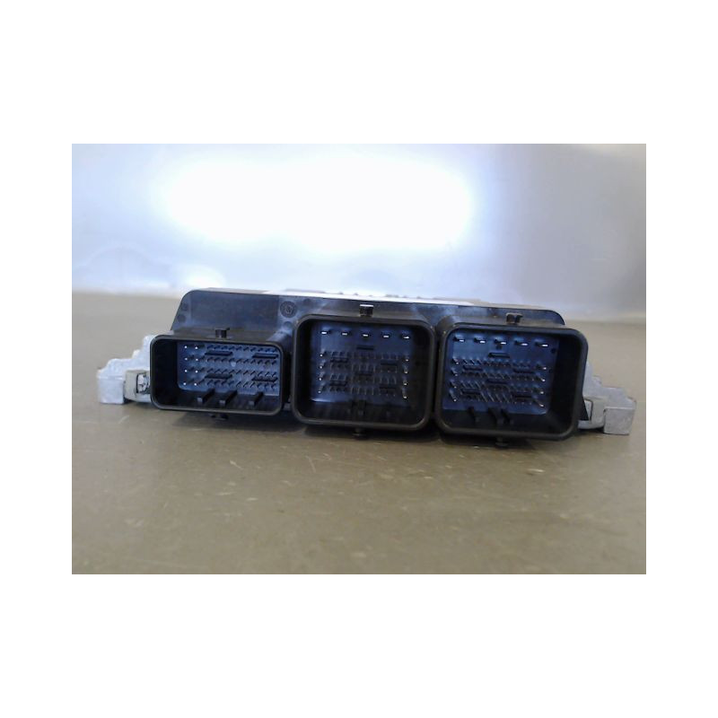 CALCULATEUR MOTEUR PEUGEOT 308