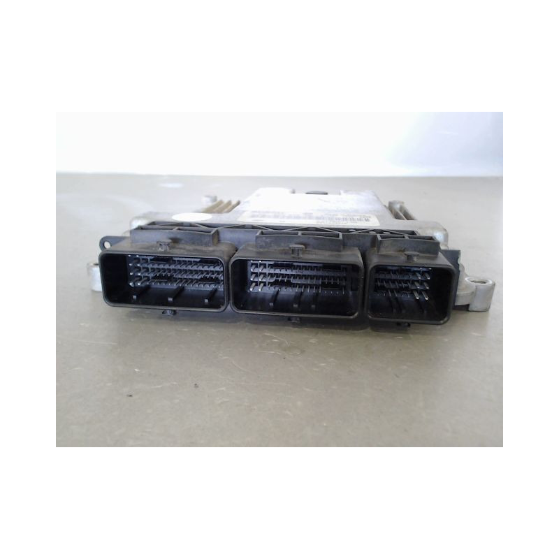 CALCULATEUR MOTEUR RENAULT CAPTUR